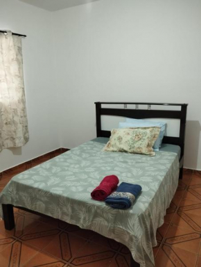 Quarto com cama de casal - Sobrado